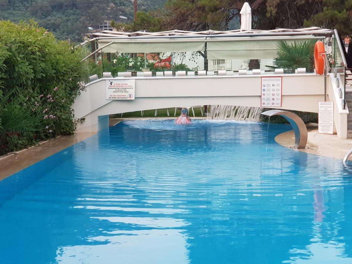 Hatzoudis Luxury Suites Chrysi Ammoudia Bagian luar foto