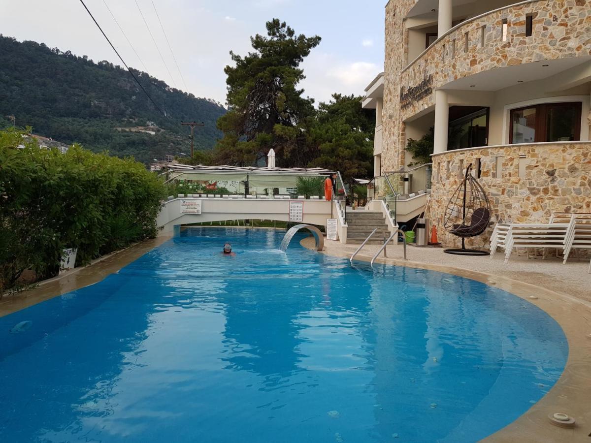 Hatzoudis Luxury Suites Chrysi Ammoudia Bagian luar foto