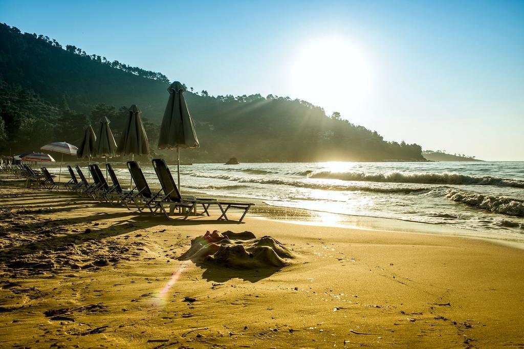 Hatzoudis Luxury Suites Chrysi Ammoudia Bagian luar foto